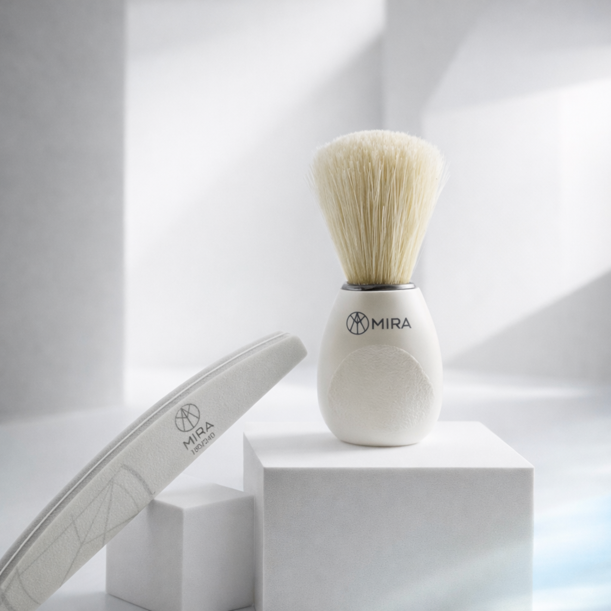 MIRA Soft Dust Brush