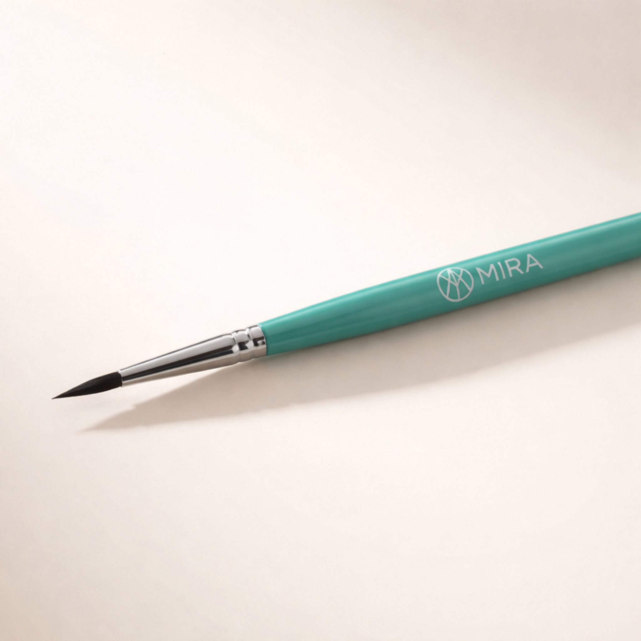 MIRA Detail Brush - Filbert